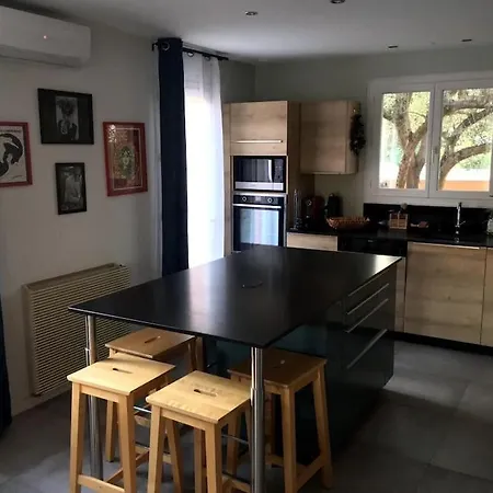 Jolie Villa, Piscine, 10min Centre Ville, Wifi 몽펠리에