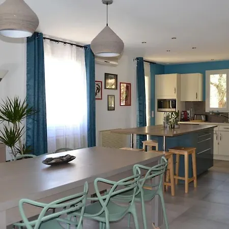 Jolie Villa, Piscine, 10min Centre Ville, Wifi ヴィラ *