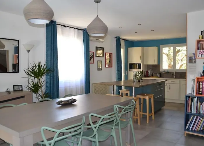 Jolie Villa, Piscine, 10min Centre Ville, Wifi Βίλα *
